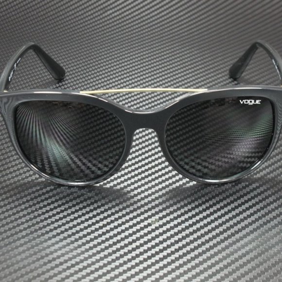 Vogue Women\'s Black and Grey Sunglasses!